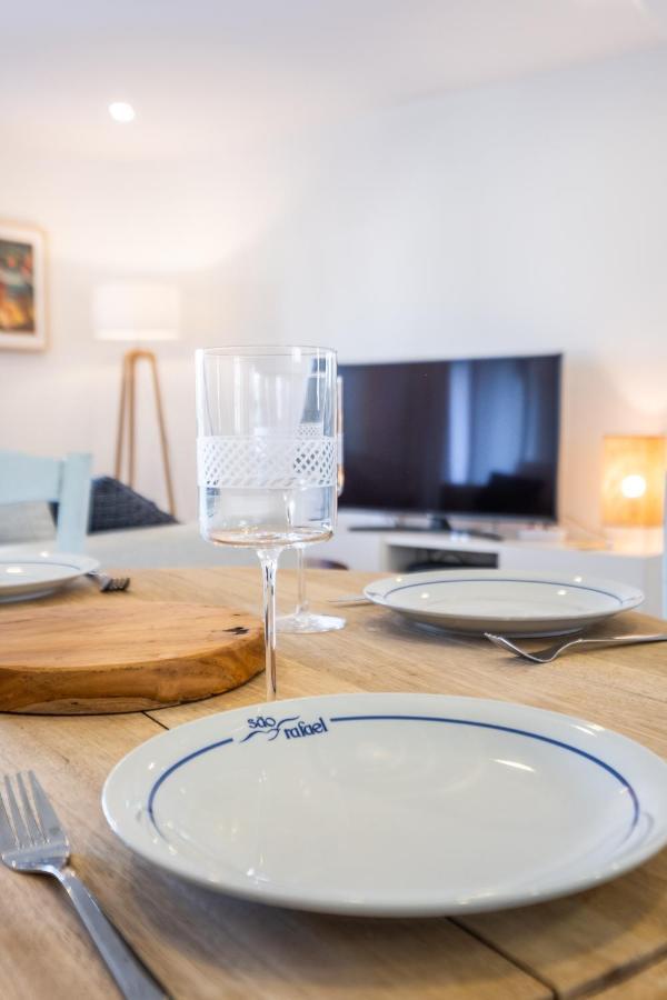 Beach Praia - Sleep 5 - Pool - Free Wi-Fi - Air Con Albufeira Bagian luar foto