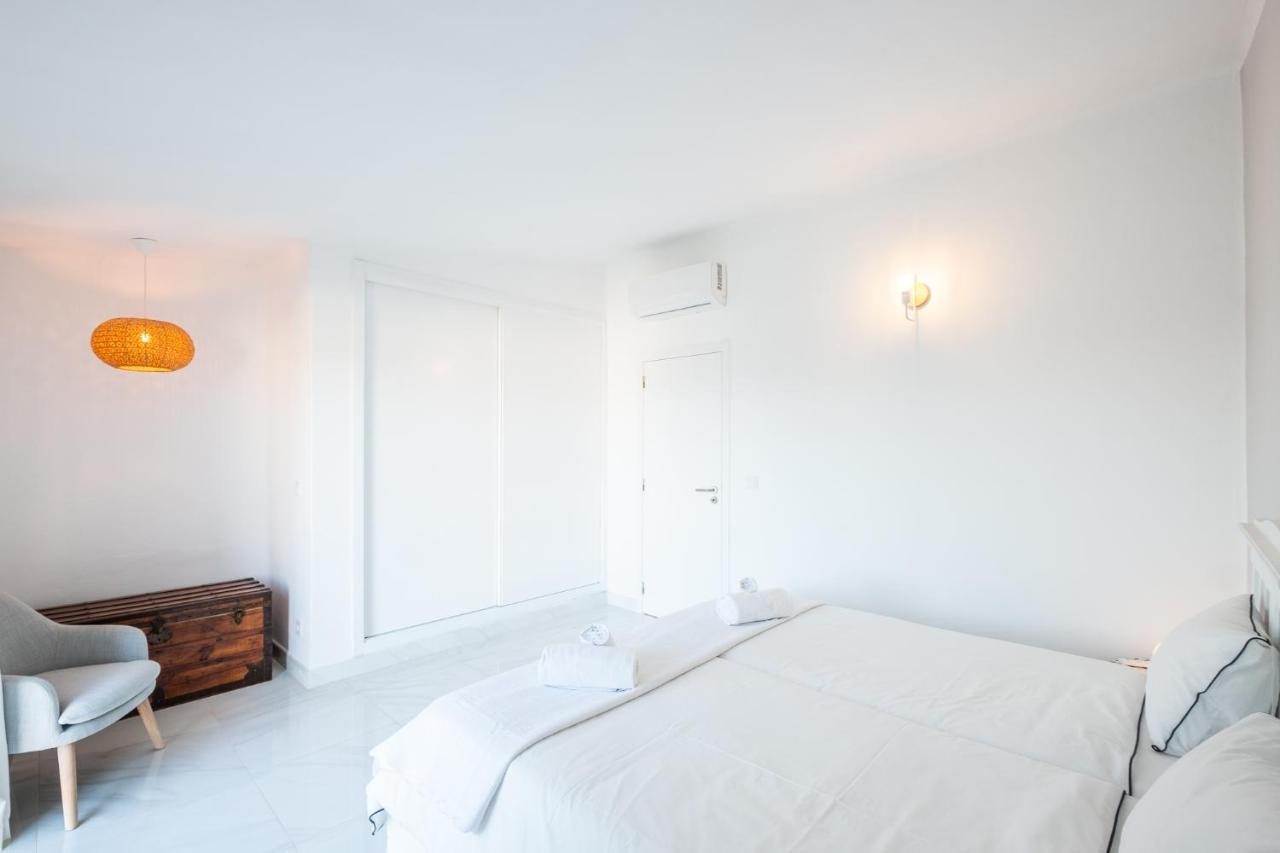 Beach Praia - Sleep 5 - Pool - Free Wi-Fi - Air Con Albufeira Bagian luar foto