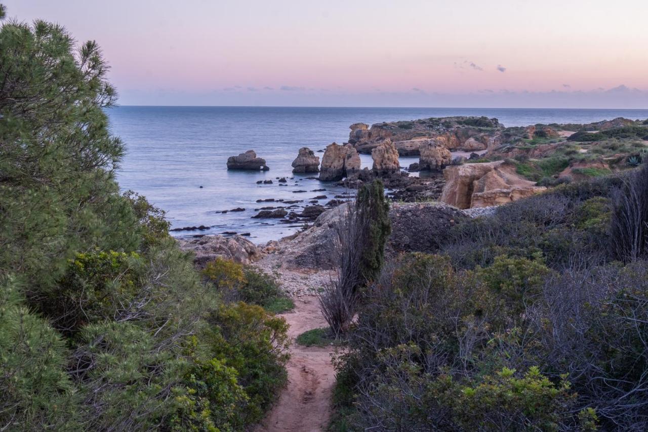 Beach Praia - Sleep 5 - Pool - Free Wi-Fi - Air Con Albufeira Bagian luar foto